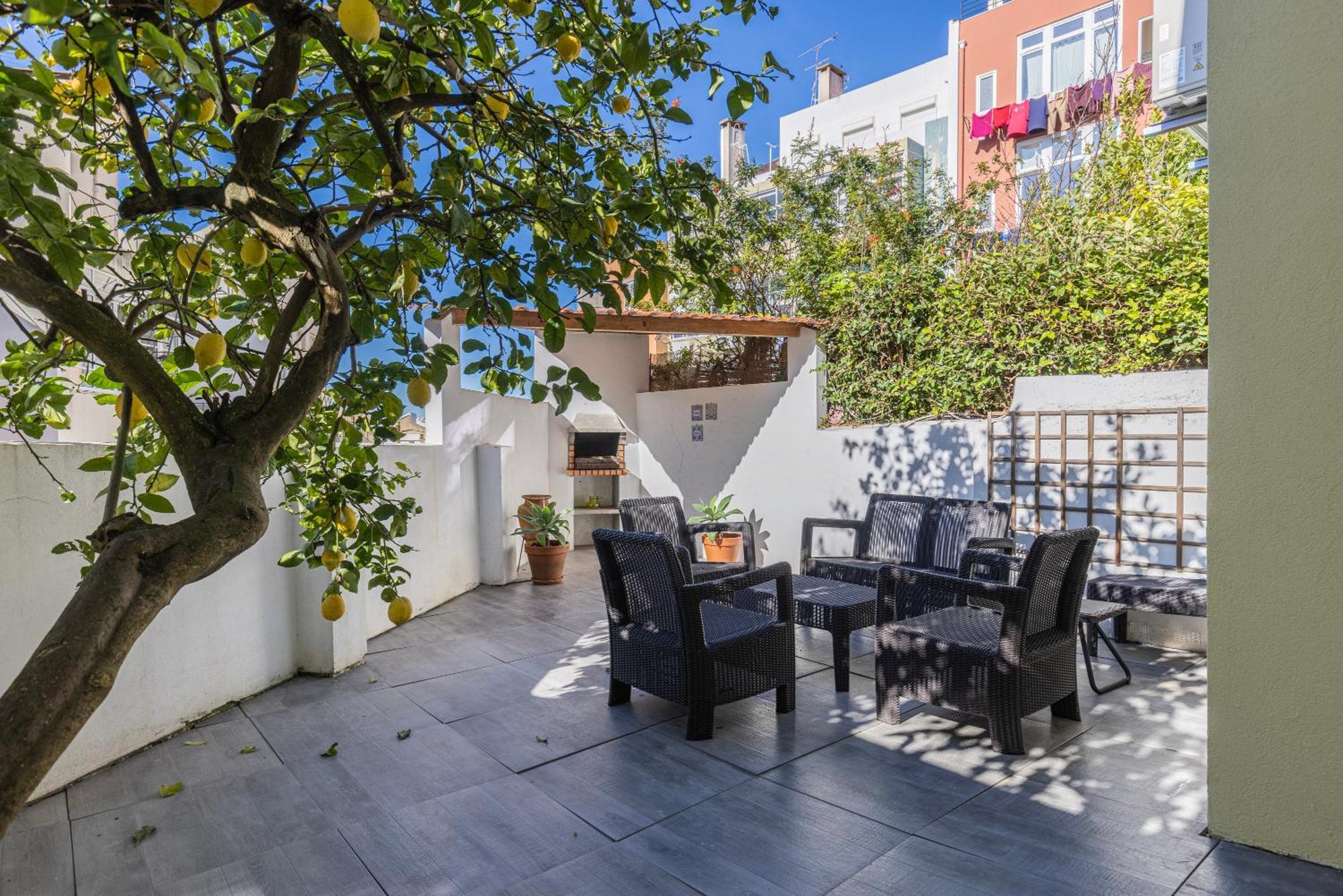 Apartamento Moderno Com Terraco ลิสบอน ภายนอก รูปภาพ