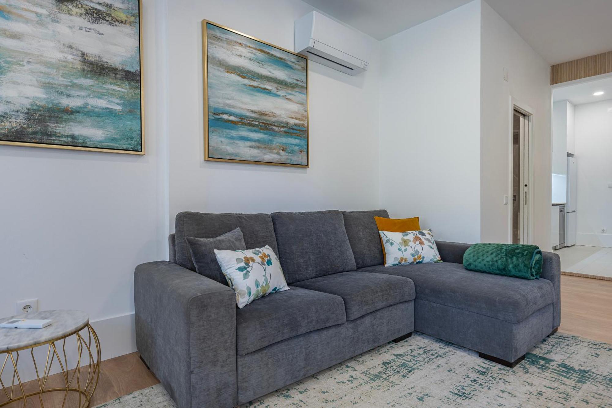 Apartamento Moderno Com Terraco ลิสบอน ภายนอก รูปภาพ