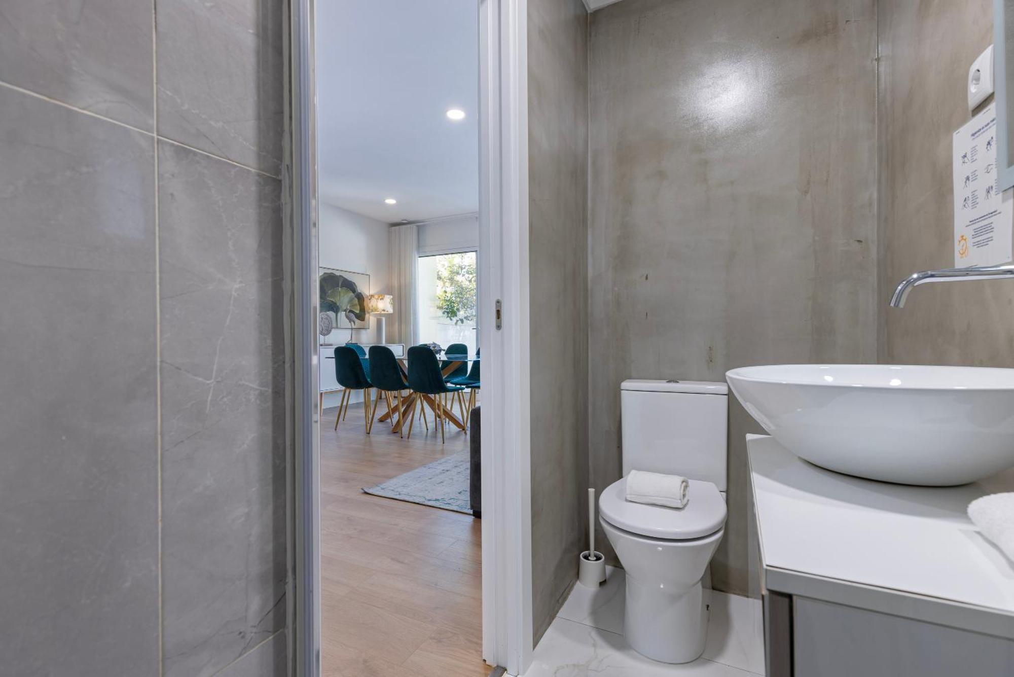 Apartamento Moderno Com Terraco ลิสบอน ภายนอก รูปภาพ