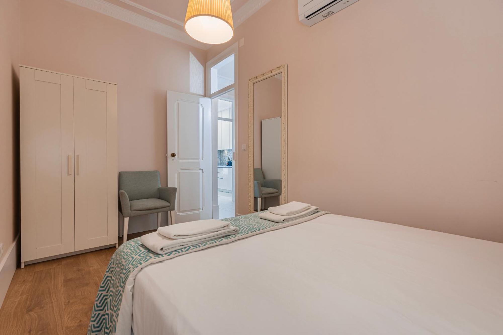 Apartamento Moderno Com Terraco ลิสบอน ภายนอก รูปภาพ
